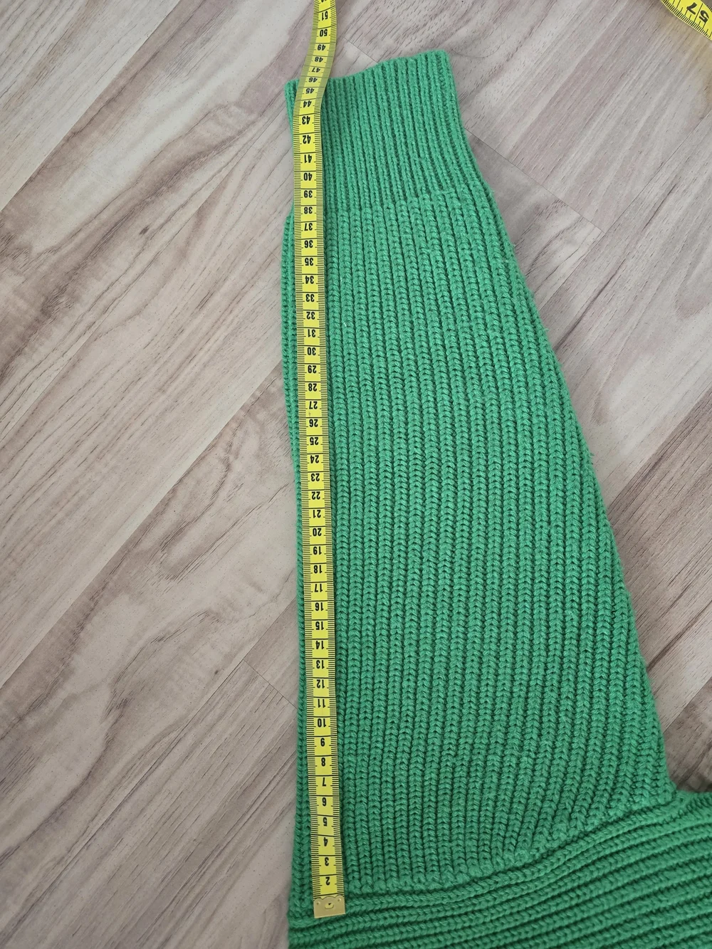 ZARA Green Crewneck Ribbed Knit Women's Sweater - Picture 5 of 6